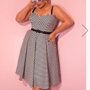 EUC size L Vixen by Micheline Pitt black dollface dress Barbie